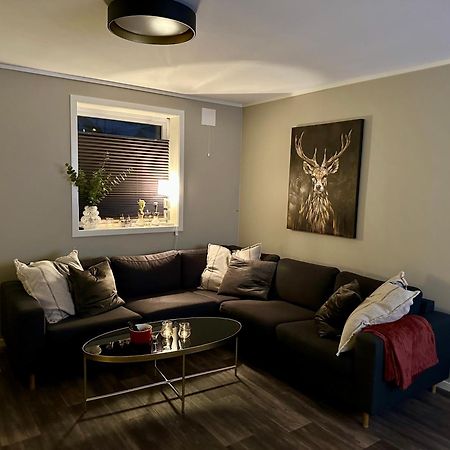 Your Home Away From Home, Apartment 1 Tromsø Buitenkant foto