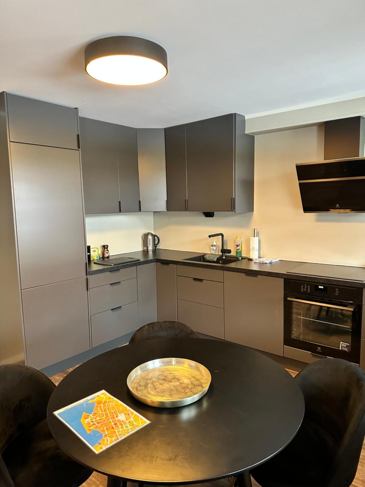 Your Home Away From Home, Apartment 1 Tromsø Buitenkant foto